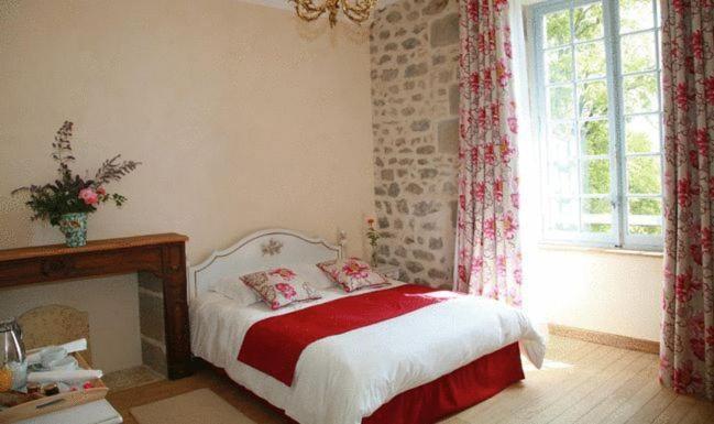 Domaine Saint-Roch Hotel Spa Salzuit Номер фото